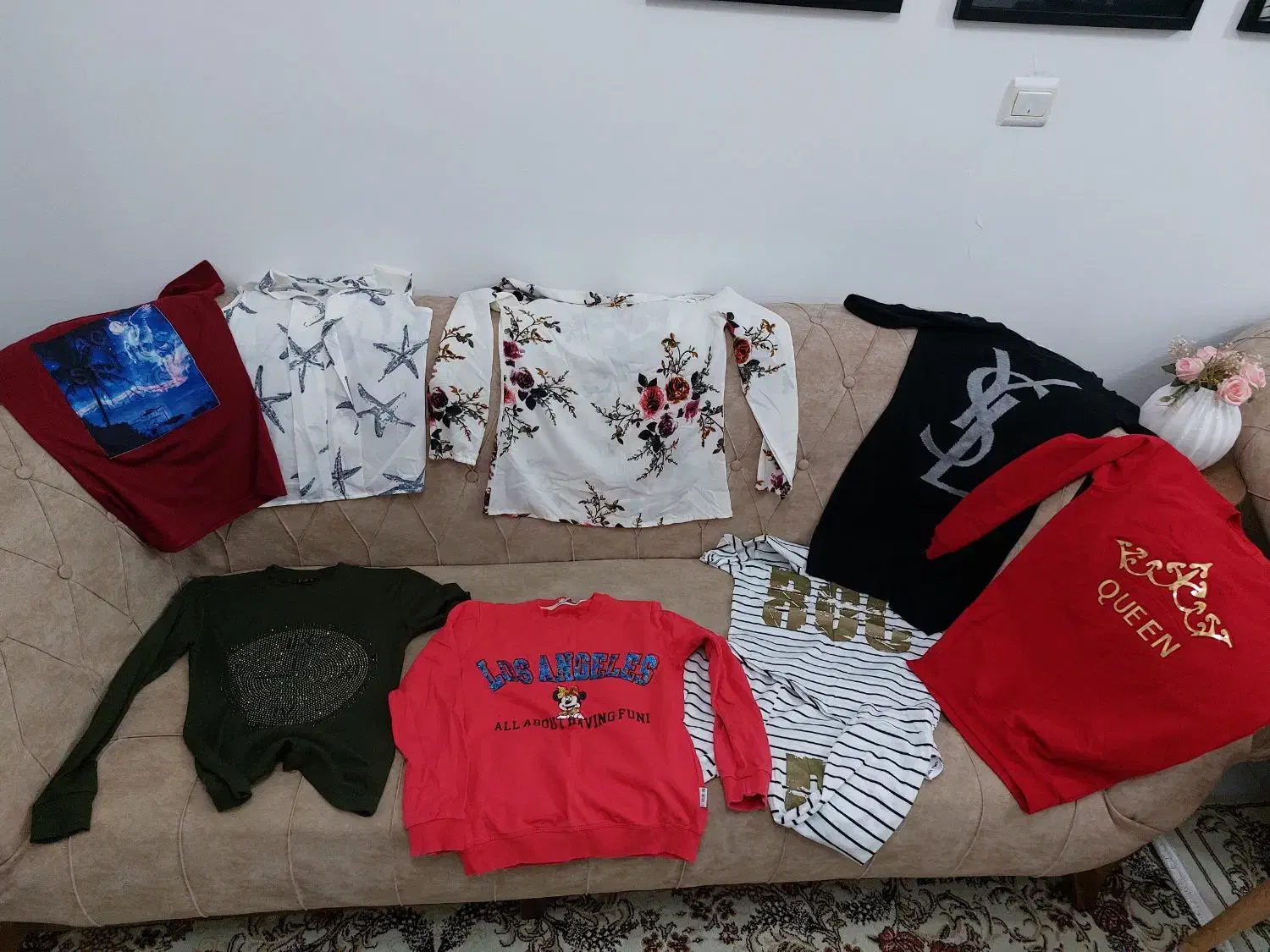 تعدادی لباس مناسب ۱۰ تا ۱۶سال|کفش و لباس بچه|بندر انزلی, تهران|دیوار