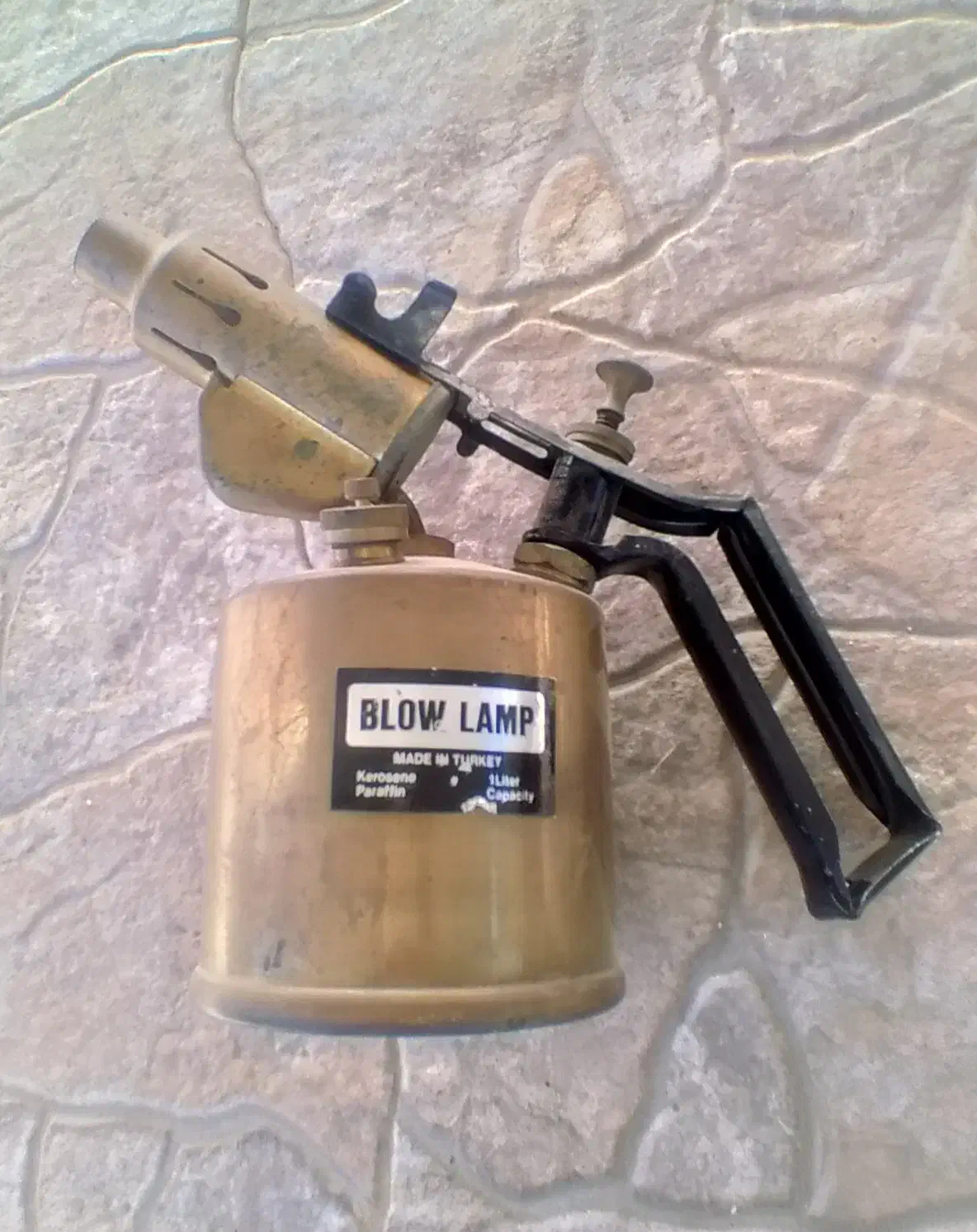 چراغ پریموس عتیقه|کلکسیون اشیاء عتیقه|علی‌آباد کتول, |دیوار