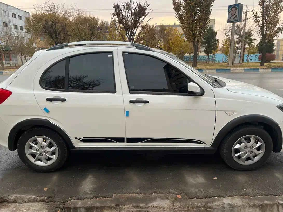 معاوضه کوئیک sr سفارشی ۱۴۰۴ با ۲۰۷ tu3|خودرو سواری و وانت|شیراز, باغ تخت|دیوار