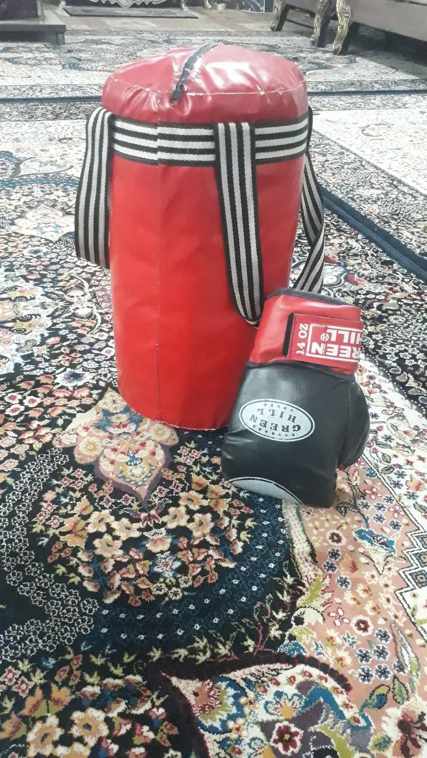 کیسه بوکس چرمی ویک دست گرمکن ورزشی جنس عالی|تجهیزات ورزشی|اسلامشهر, شهرک مفیدی|دیوار