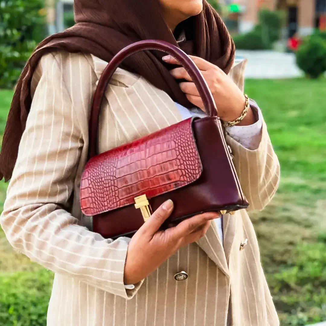 تولیدی هدا لدرز|کیف، کفش، کمربند|اندیشه, اندیشه فاز ۴|دیوار