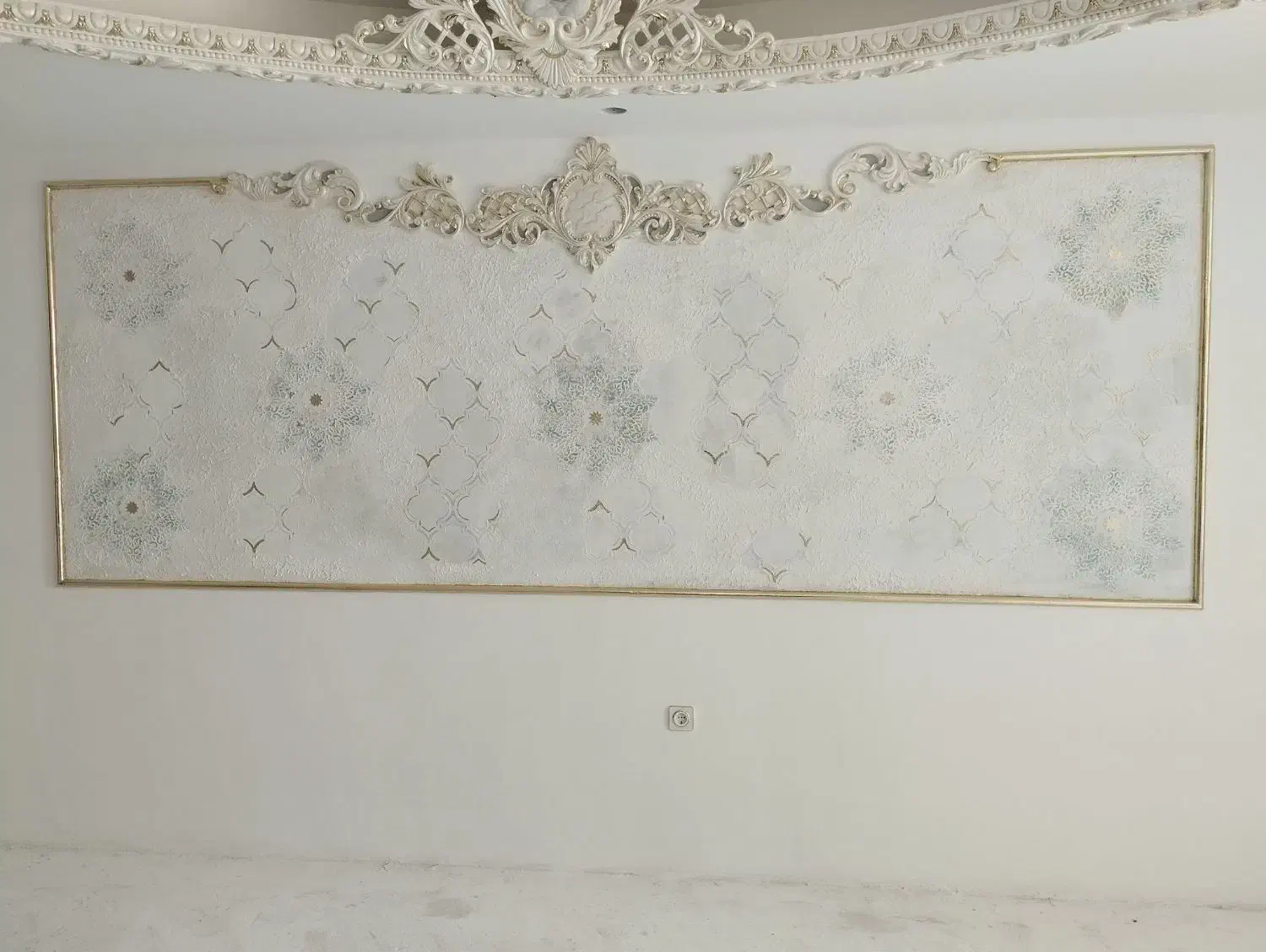 نیازمند شاگرد ماهر نیمه ماهر در نقاشی ساختمان|استخدام معماری، عمران و ساختمانی|مرند, |دیوار