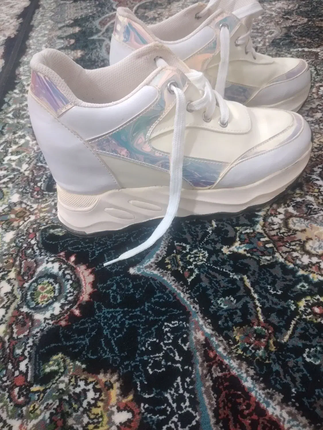 کتانی دخترانه سایز ۴۰  ۵۰۰ تومن|کیف، کفش، کمربند|محمدیه-قزوین, |دیوار