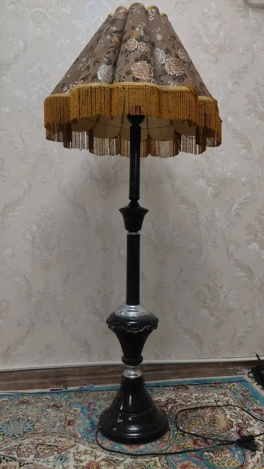 اباژور ایستاده|چراغ خواب و آباژور|کرمانشاه, |دیوار