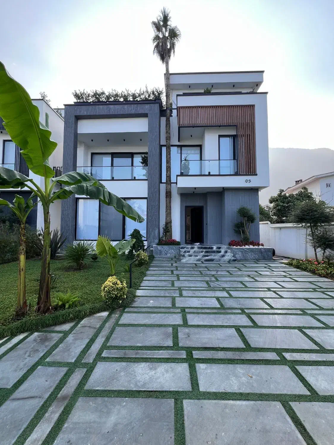 فروش ویلا لاکچری منطقه چلک 400زمین 350بنا|فروش خانه و ویلا|نوشهر, |دیوار