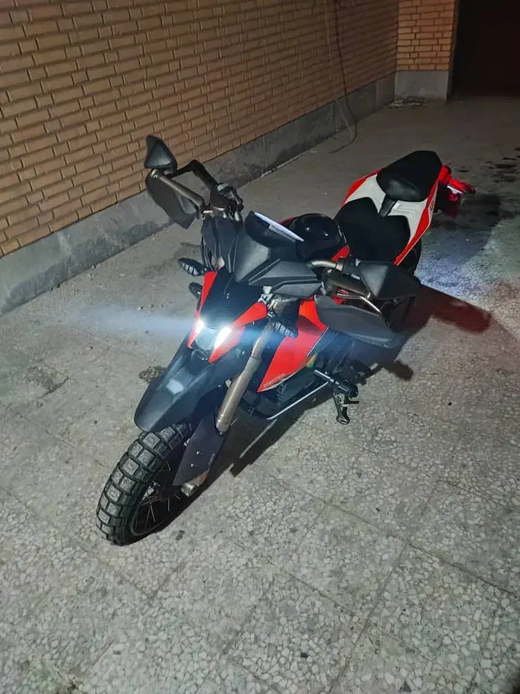 زونتش u1لا کاغذی|موتورسیکلت|اهواز, زیتون کارمندی|دیوار