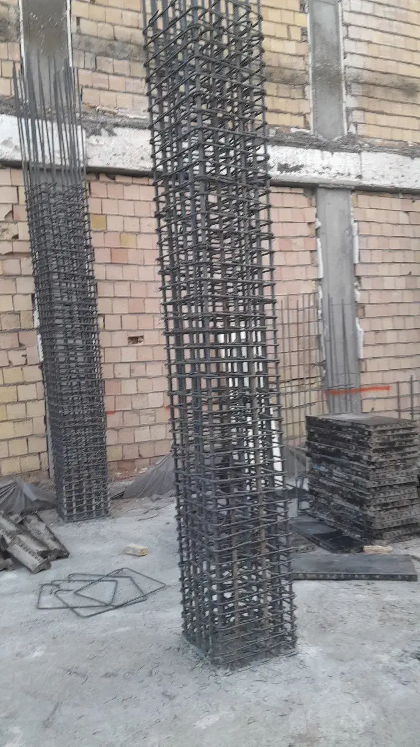 تعدادی کارگر جهت کار در آرماتوربندی|استخدام معماری، عمران و ساختمانی|ابهر, |دیوار