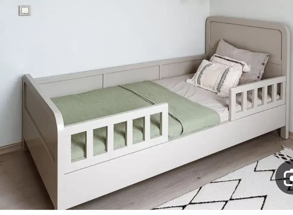 دوعدد تخت کودک ونوجوان|تخت و صندلی بچه|گلپایگان, |دیوار