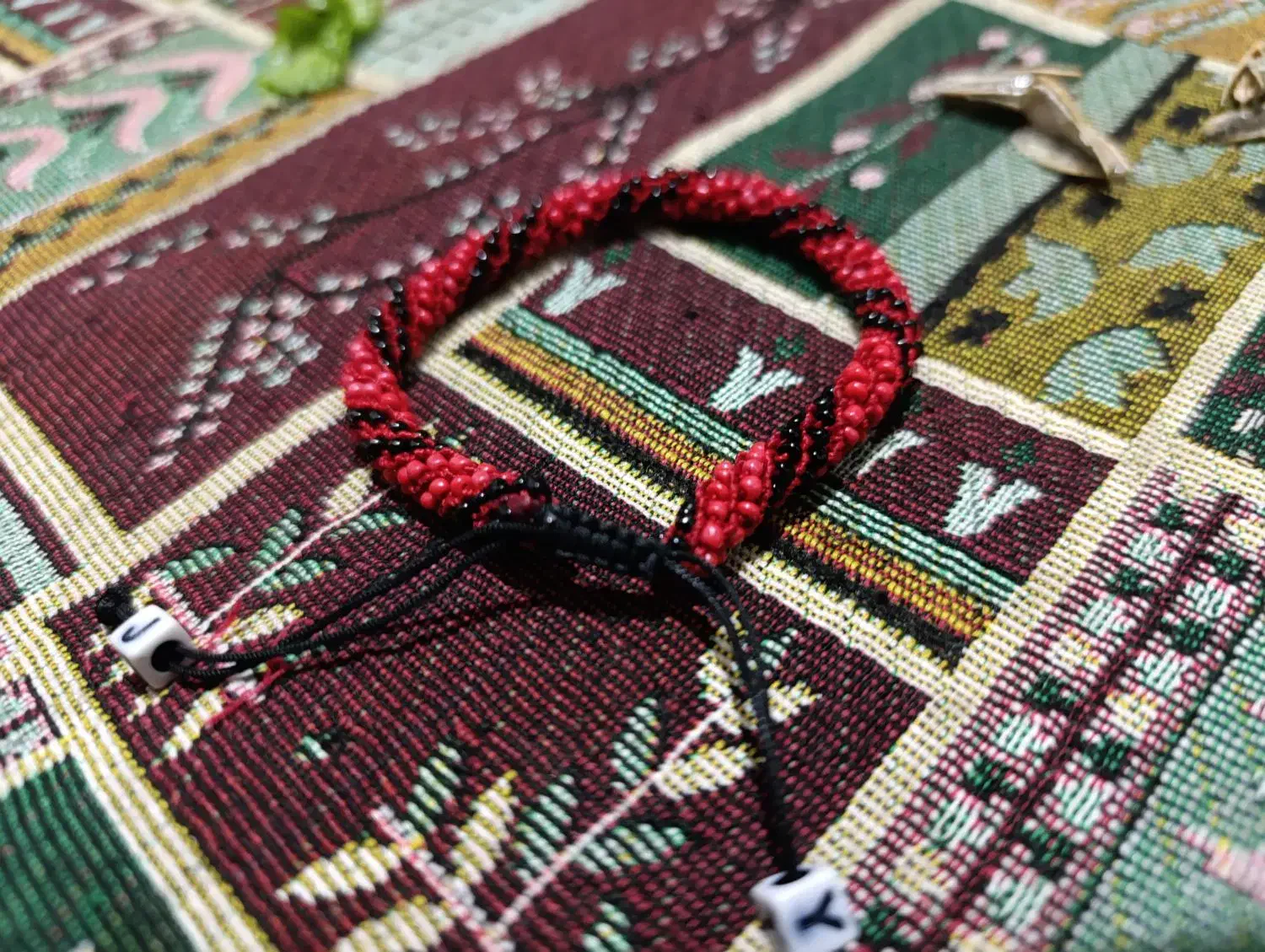 دستبند زندان بافت اصل|بدلیجات|زنجان, |دیوار
