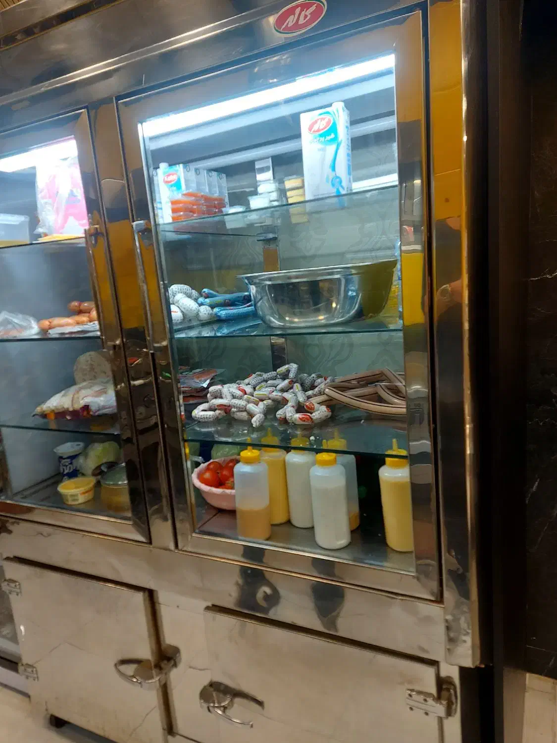 یخچال|یخچال و فریزر|سرچهان, |دیوار