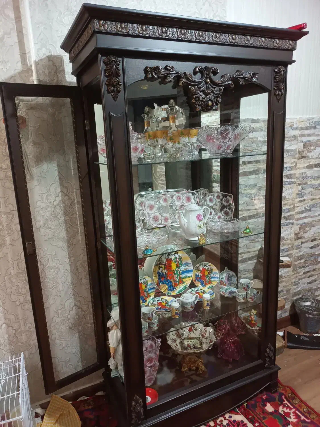 بوفه چوبی منب کاری شده|بوفه، ویترین، کنسول|تبریز, |دیوار