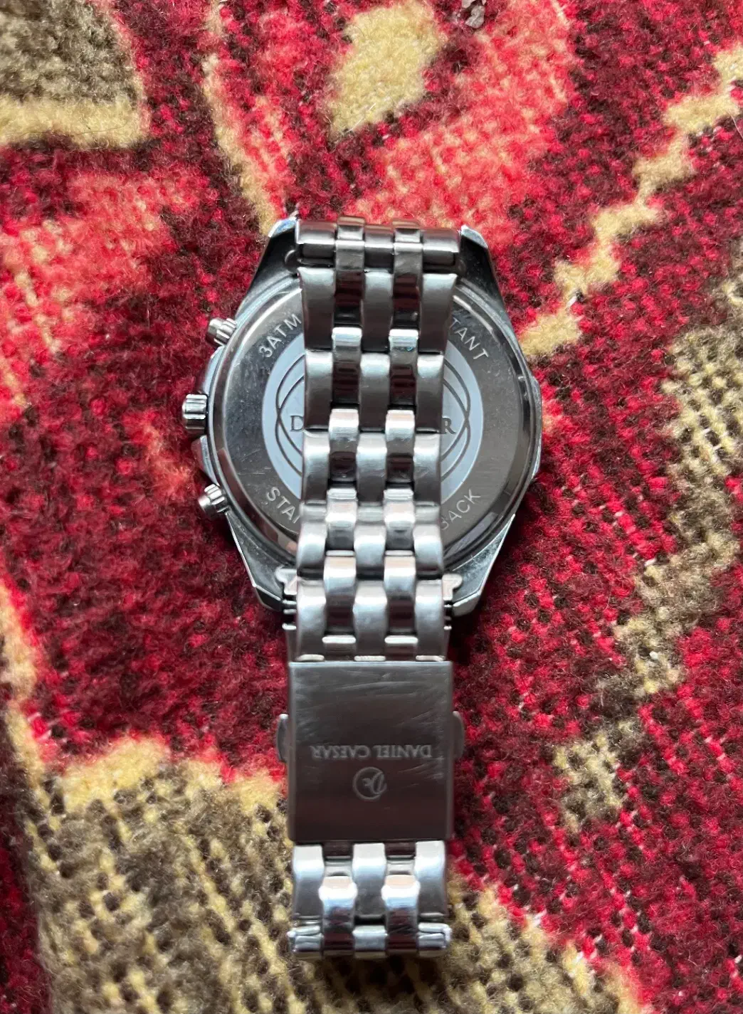 ساعت دنیل سزار|ساعت|تبریز, |دیوار