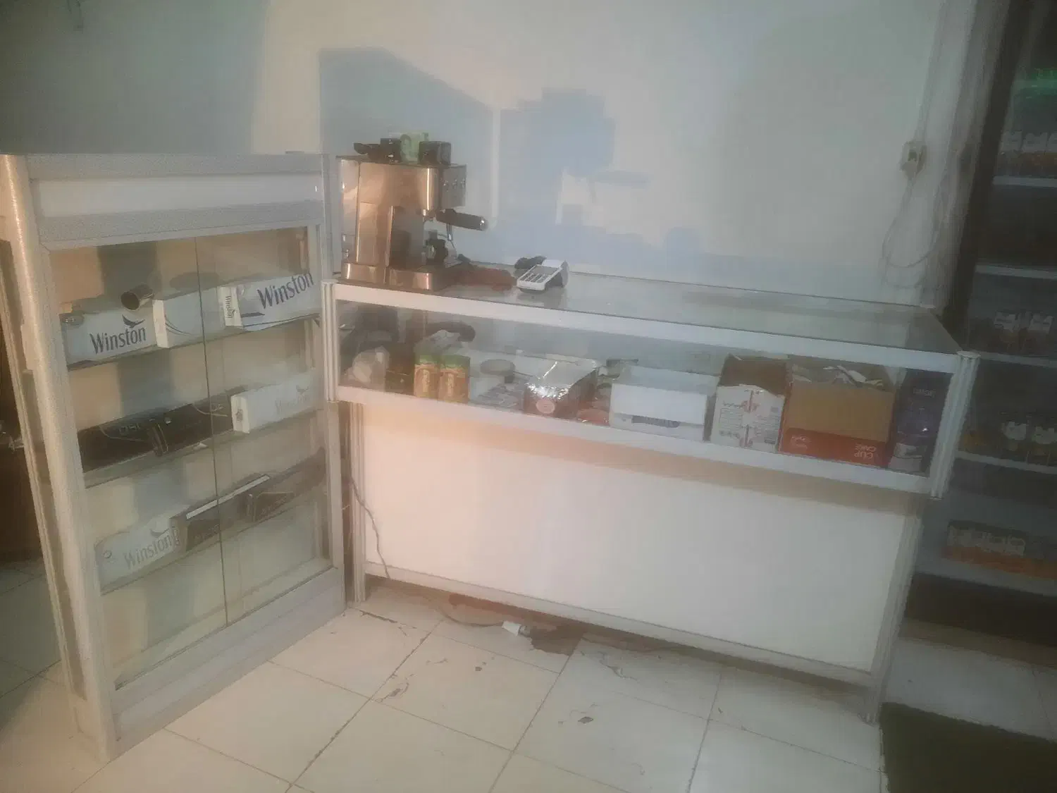 ویترین زمینی و دیواری|بوفه، ویترین، کنسول|کرمانشاه, |دیوار