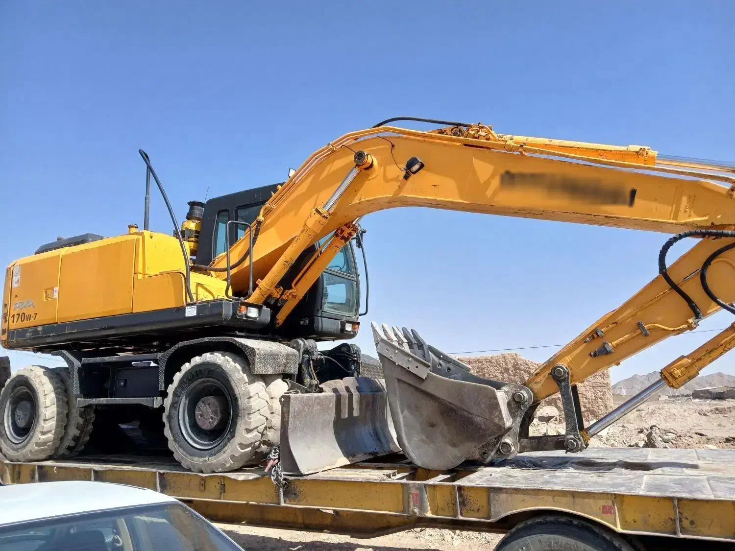 بیل لاستیکی ۱۷۰|خودرو سنگین|تهران, ائمه اطهار|دیوار