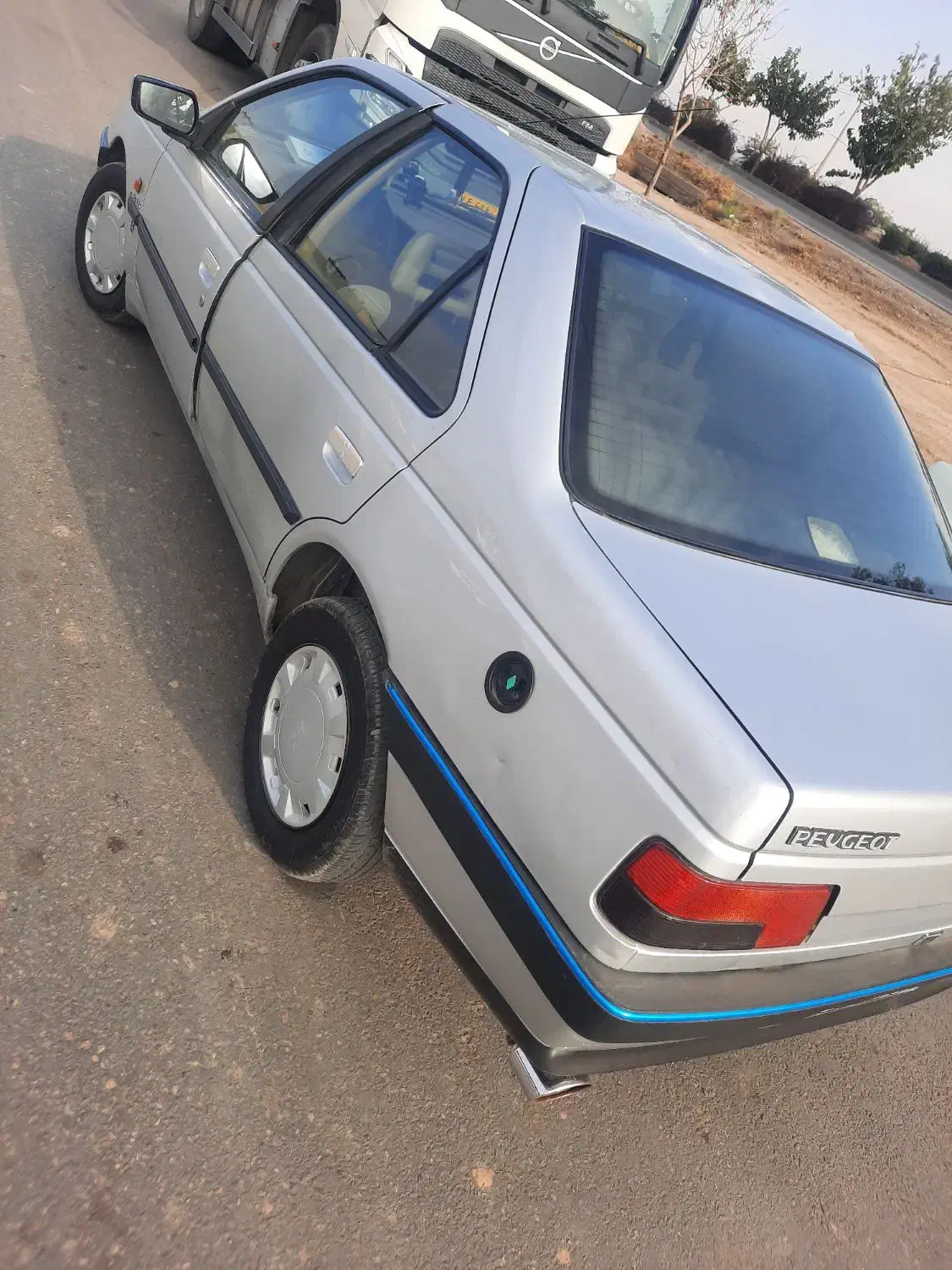 خودرو۴۰۵ مدل۹۲|خودرو سواری و وانت|نیشابور, هفده شهریور|دیوار