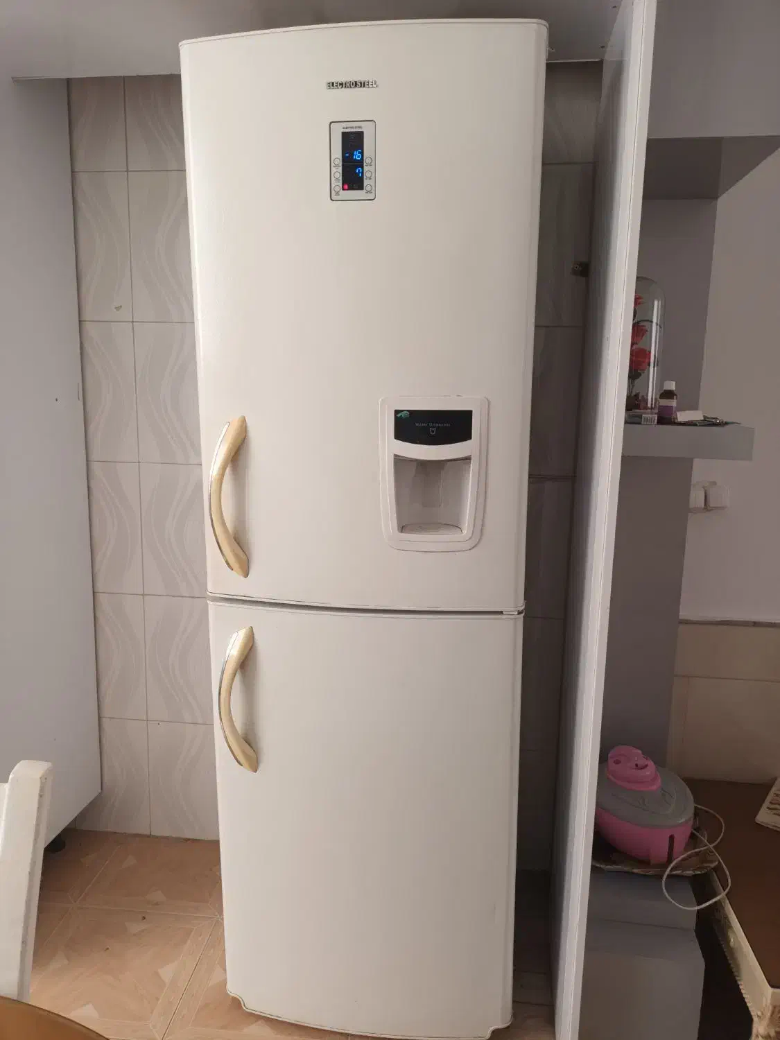 یخجال الکترواستیل|یخچال و فریزر|نیشابور, دهنو|دیوار