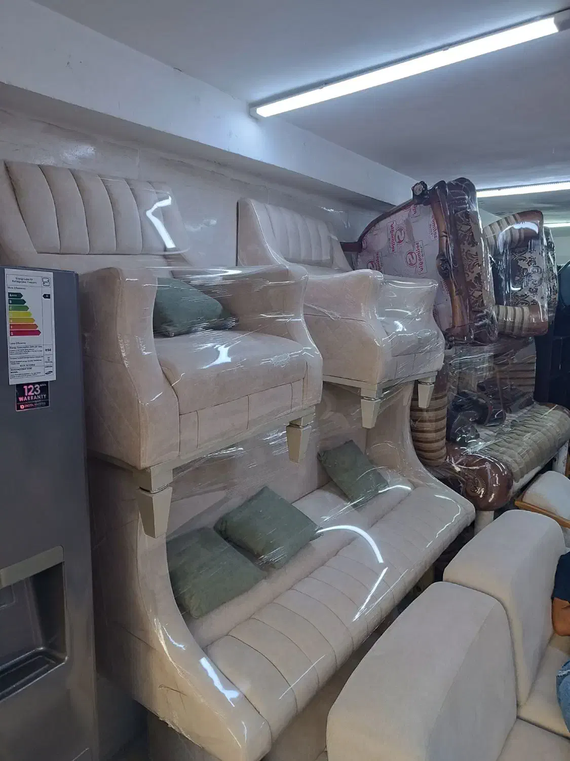 خریدار و فروشنده مبل راحتی (خریدار در تمام مناطق)|مبلمان خانگی و میز عسلی|تهران, صادقیه|دیوار