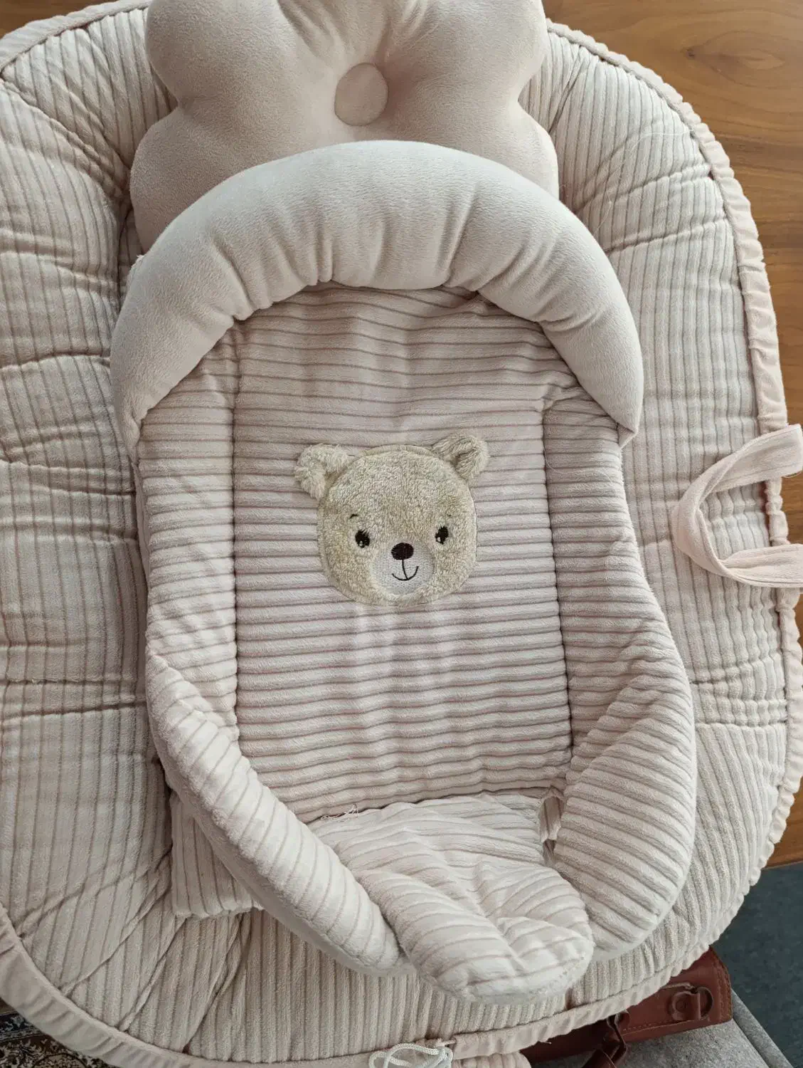 قنداق سوییسی و تشک گارددار|اسباب و اثاث بچه|ساری, |دیوار