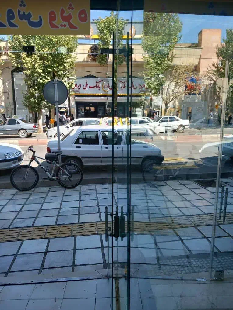 فروش ساختمان ۳طبقه تجاری وخدماتی|فروش مغازه و غرفه|الیگودرز, |دیوار