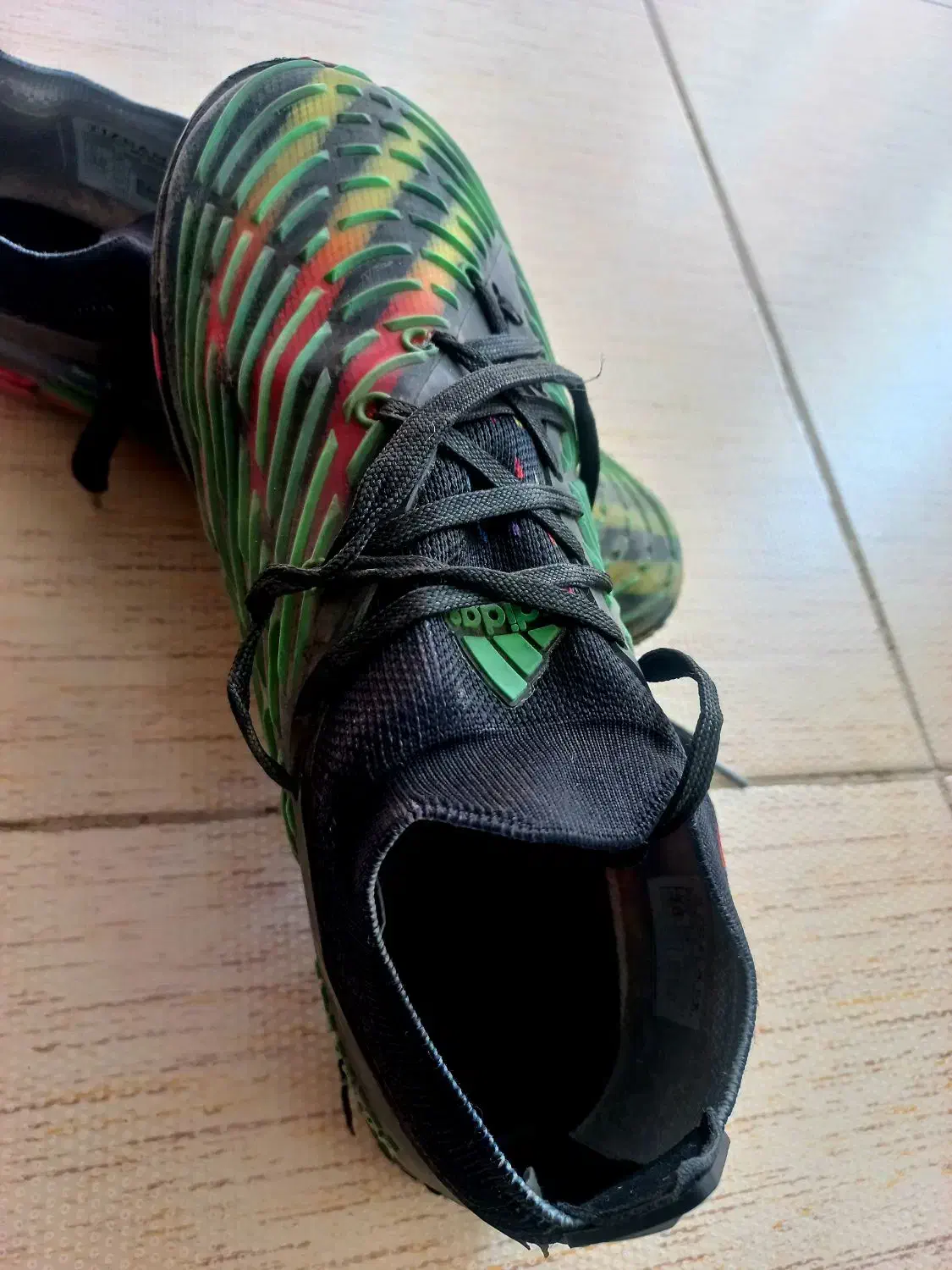 کفش سالن آدیداس|کیف، کفش، کمربند|شاهین‌شهر, فردوسی|دیوار