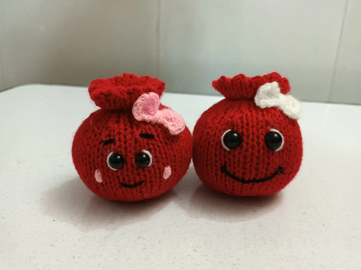 انار بافتنی|صنایع دستی و سایر لوازم تزئینی|کاشان, شهرک خاتم الانبیا (مسکن ملی کاشان)|دیوار