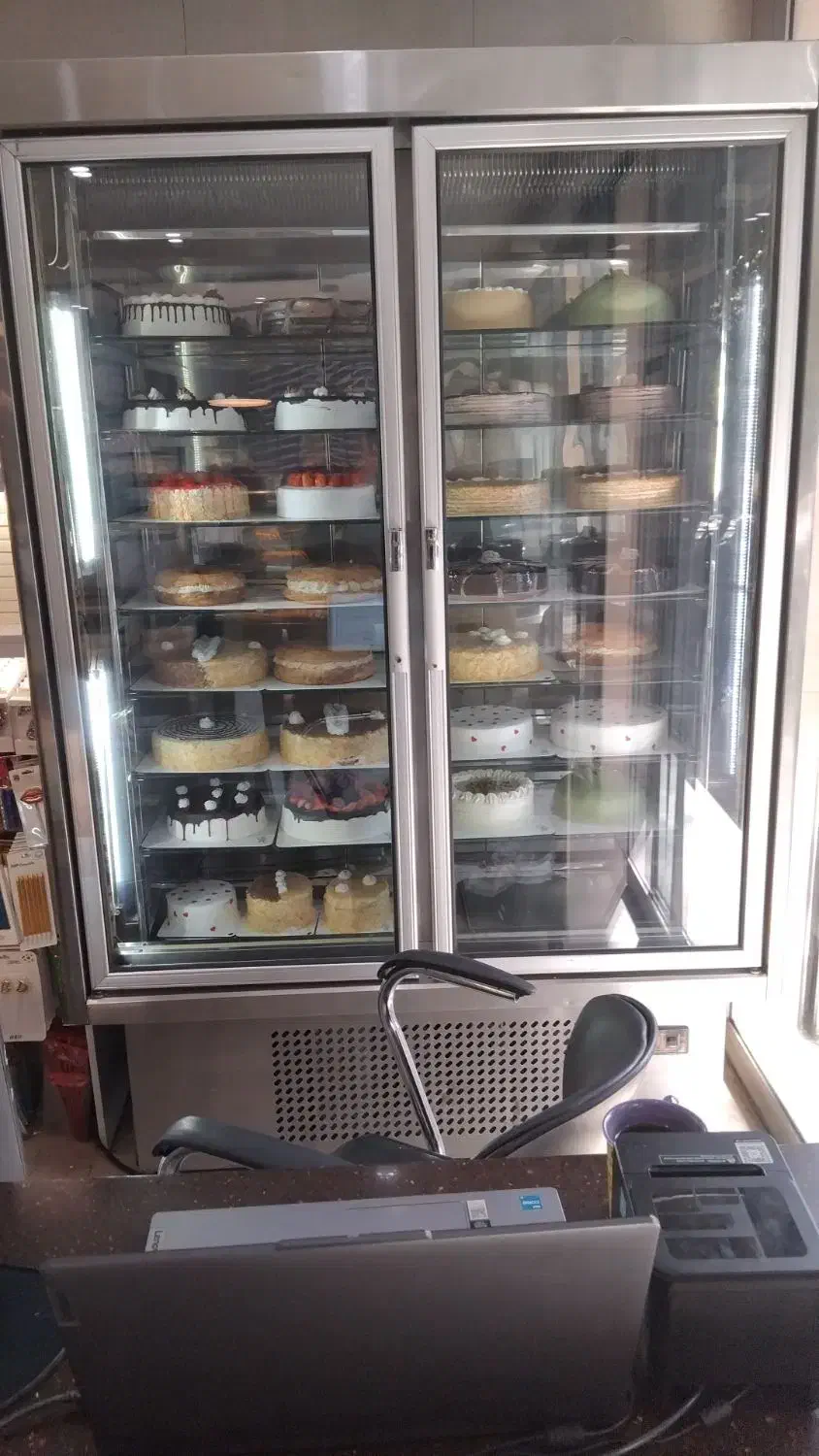 فروش یخچال و ویترین خشک قنادی|فروشگاه و مغازه|تهران, دروس|دیوار