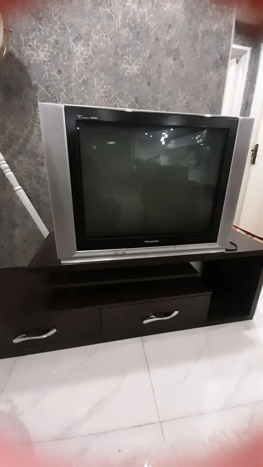تلویزیون پاناسونیک|تلویزیون و پروژکتور|ری, شهادت|دیوار