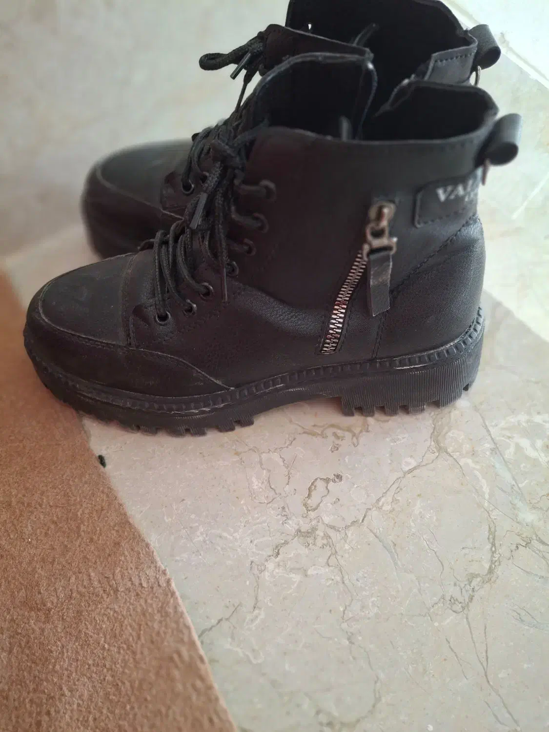 نیم بوت درحدنو سایز 38|کیف، کفش، کمربند|یزد, |دیوار