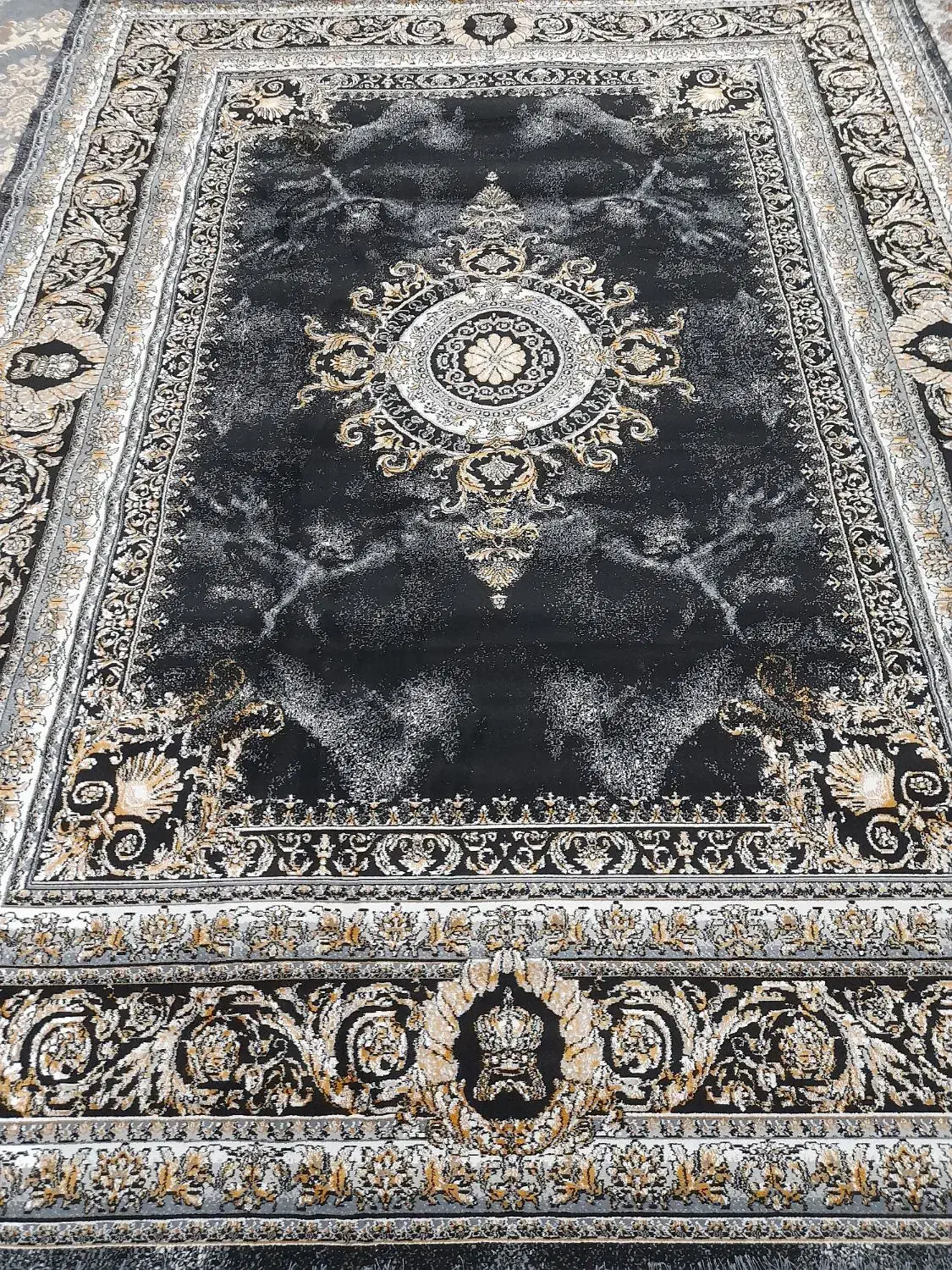 فرش ۱۲ متری ۳در ۴|فرش|تربتحیدریه, مسجد جامع|دیوار