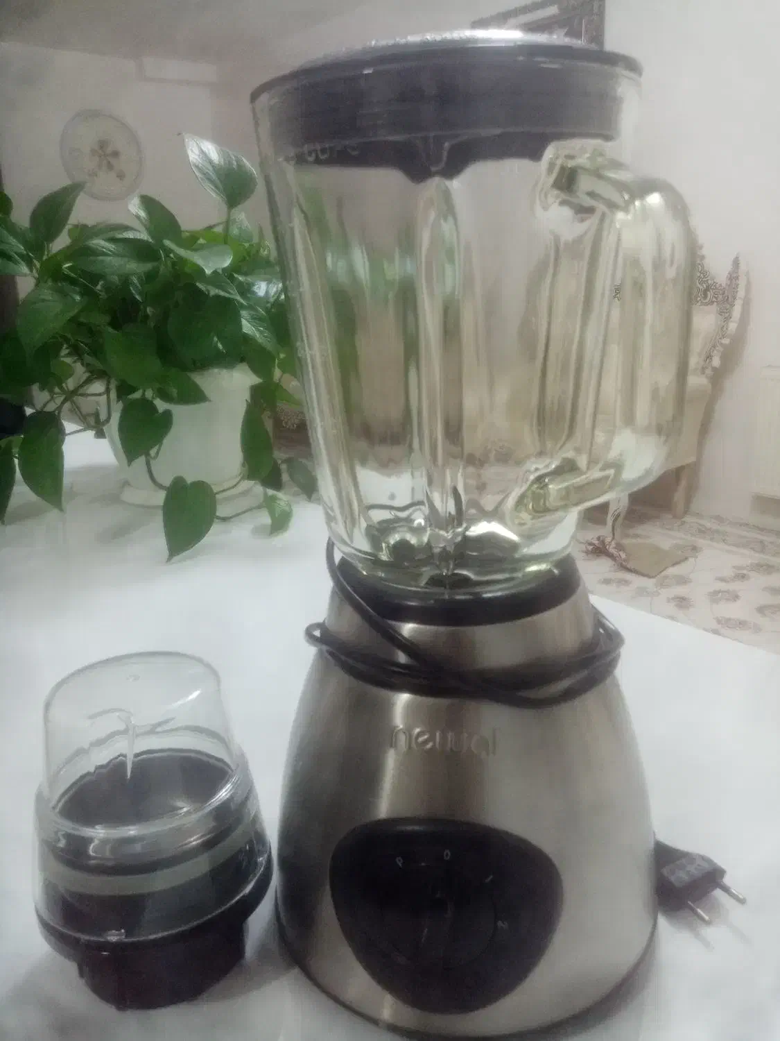 آبمیوه گیری|آبمیوهگیر و آبمرکباتگیر|جوانرود, |دیوار