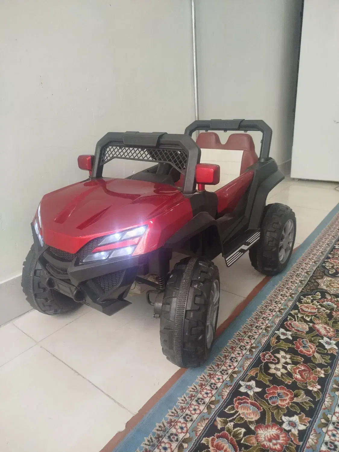 ماشین شارژی|اسباببازی بچه|کاشمر, |دیوار