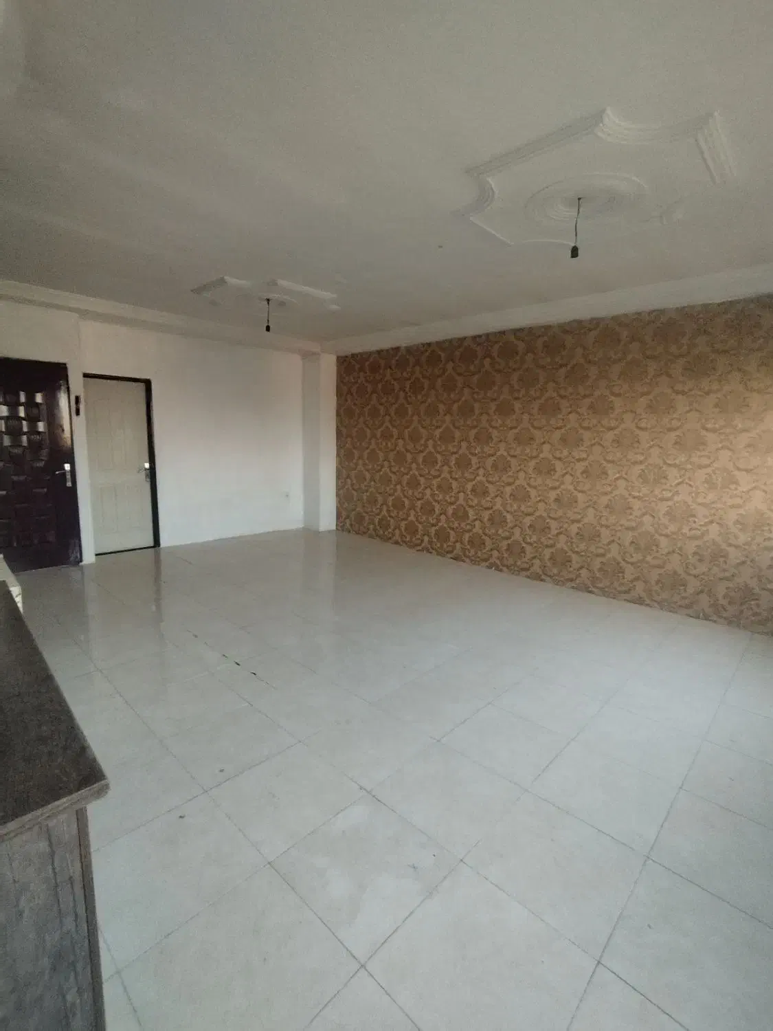 واحدشیک نزدیک خیابان اصلی دسترسی به تمامی امکانات|اجارهٔ آپارتمان|بومهن, |دیوار