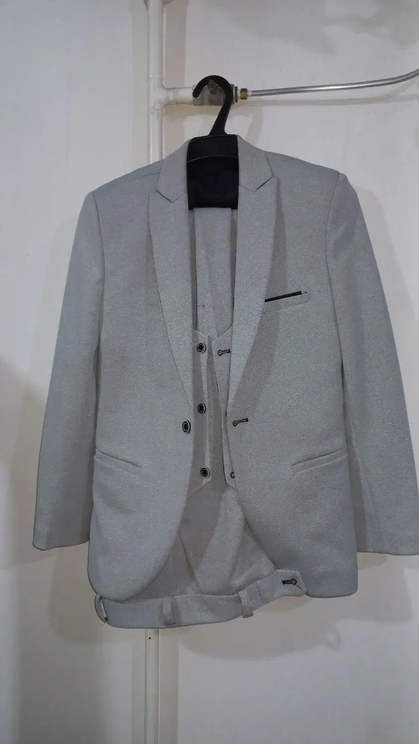 کت و شلوار|لباس|الشتر, |دیوار