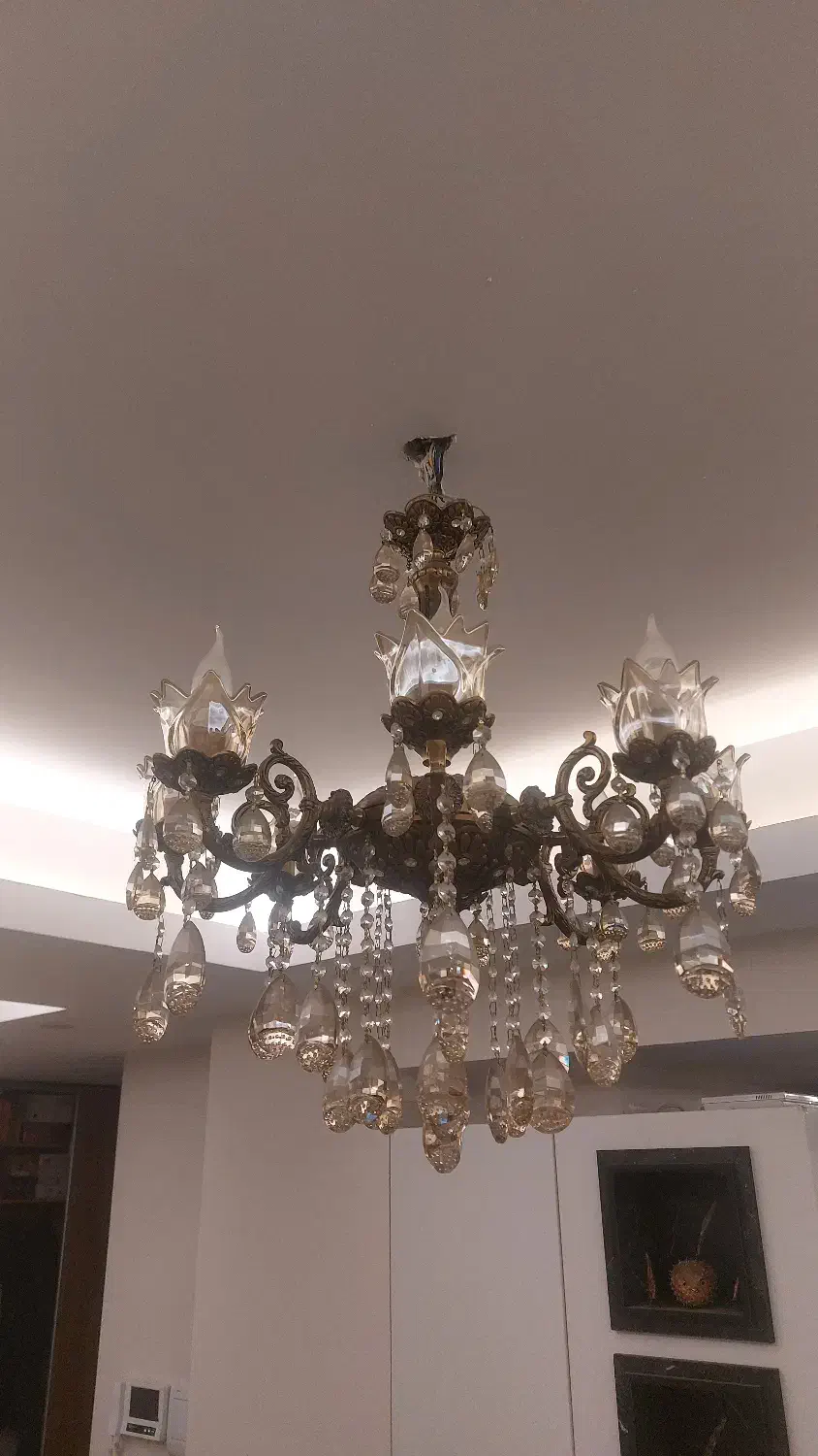 لوستر ۸ شاخه برنجی|لوستر و چراغ آویز|تهران, امیر بهادر|دیوار