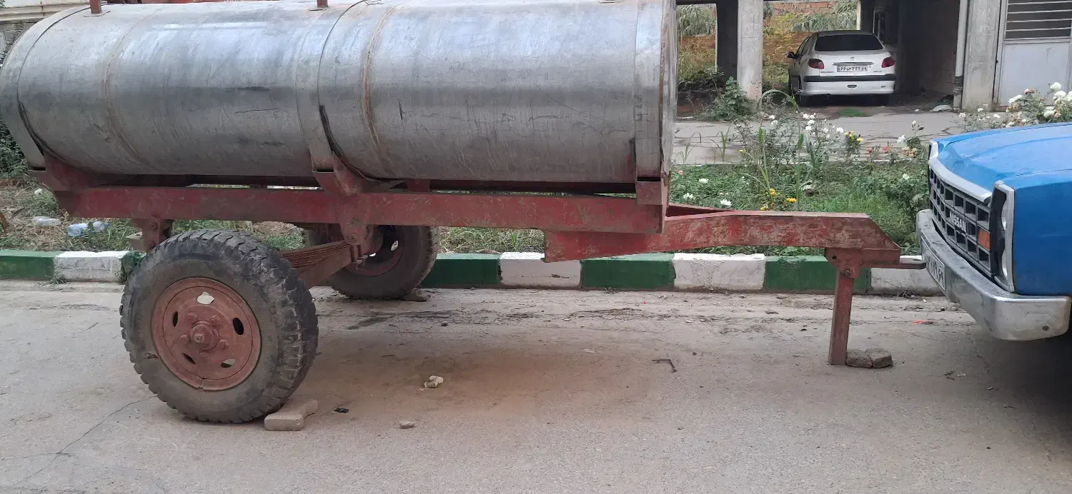 تانکر ۳۰۰۰ لیتری ورقه سفید|ماشین‌آلات صنعتی|آزادشهر, |دیوار