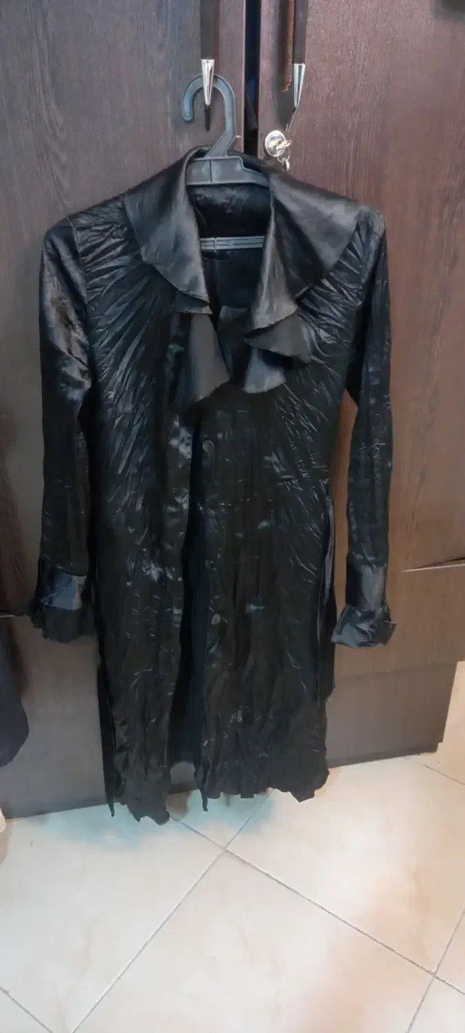 فروش چند دست لباس مجلسی و مانتو  (نو و در حد نو)|لباس|شیراز, شهرک ایثار|دیوار