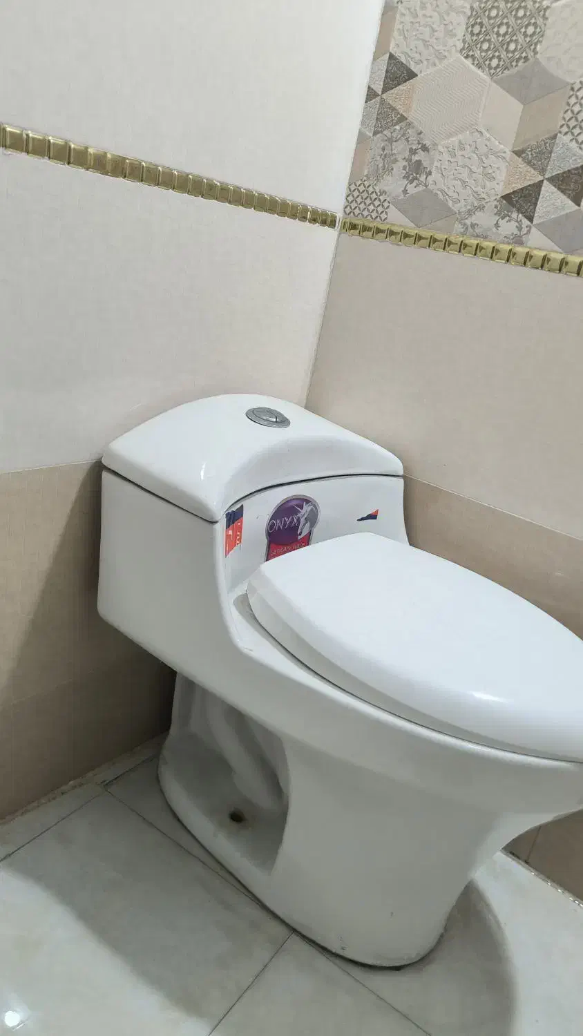 دستشویی فرنگی تمیز و سالم|لوازم سرویس بهداشتی|قدس, شهرقدس|دیوار