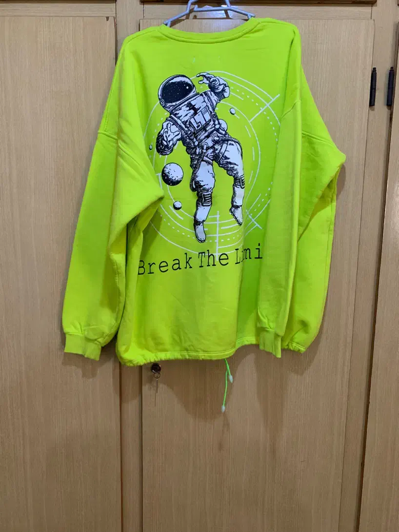 هودی|لباس|بندر ماهشهر, |دیوار