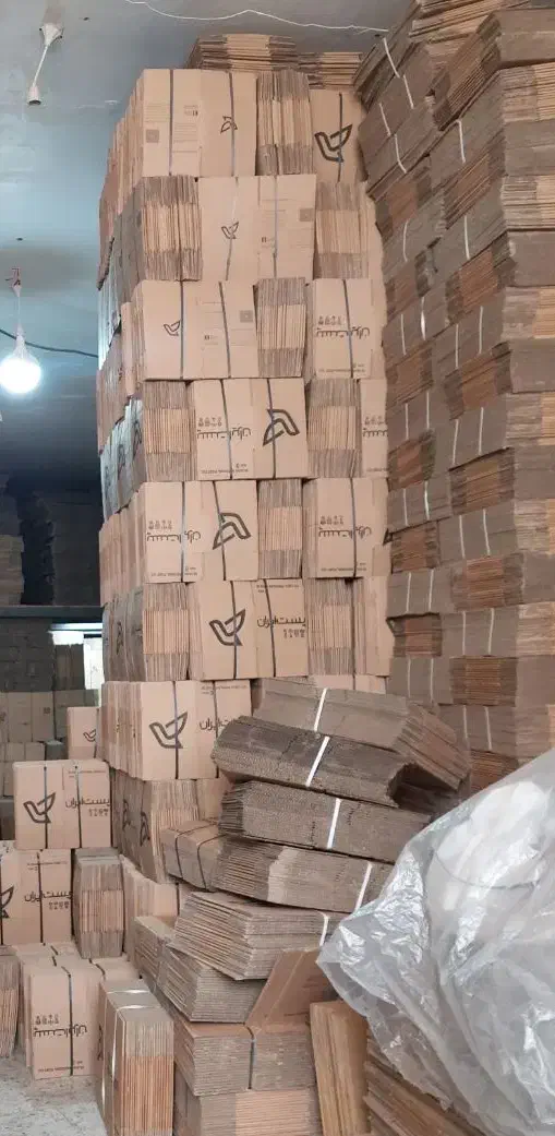 کارتن پستی، پاکت حبابدار لمینه (نایلون) مشکی، لیبل|عمدهفروشی|مشهد, وکیلآباد|دیوار