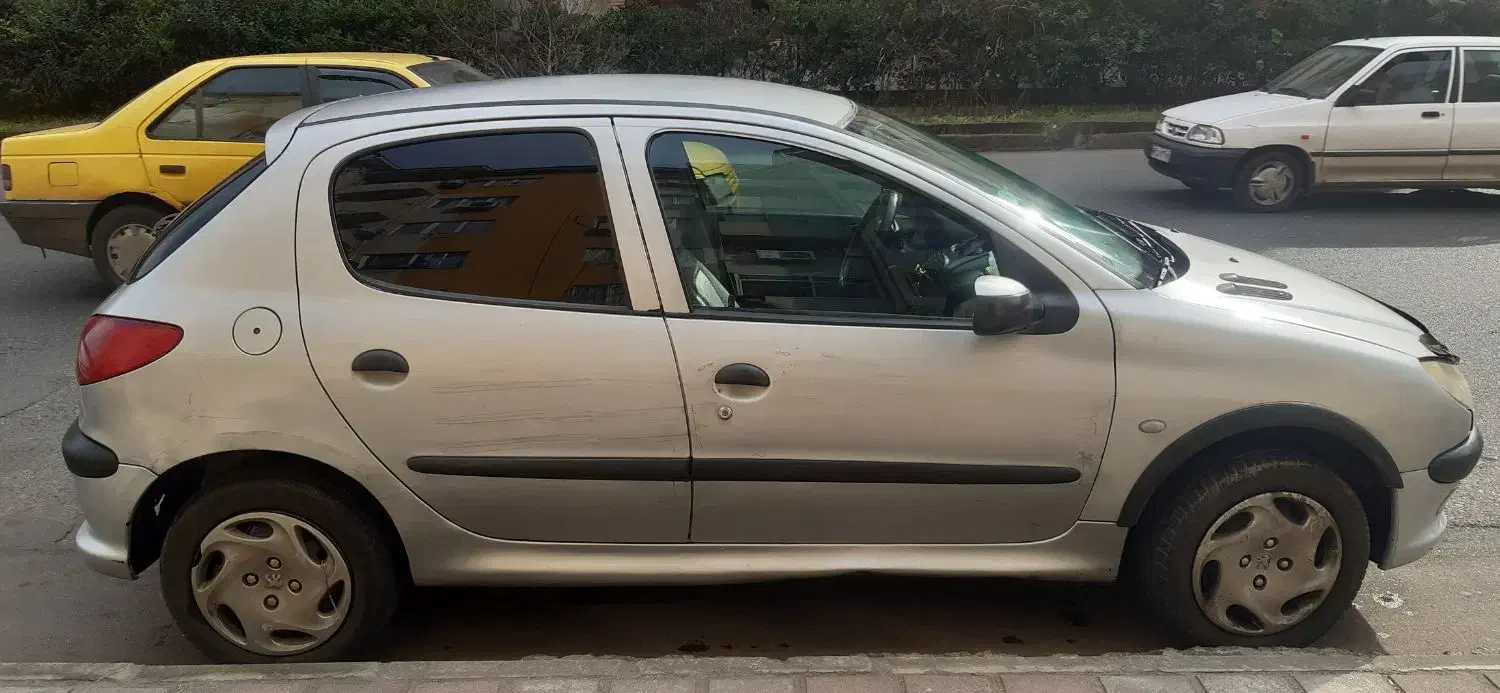 ۲۰۶ مدل ۸۲ بی رنگ|خودرو سواری و وانت|رشت, کوی مهر|دیوار