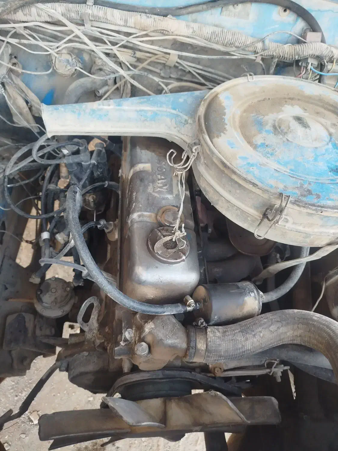 نیسان|خودرو سواری و وانت|قائن, |دیوار