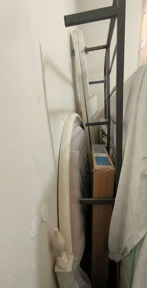 تخت چوبی|تخت و سرویس خواب|قم, چهل درخت|دیوار