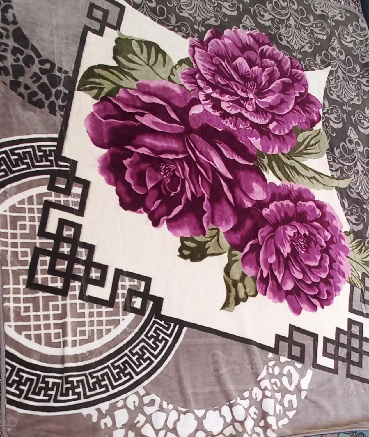 پتو گلدار و پتو سربازی|رختخواب، بالش، پتو|کرمانشاه, |دیوار