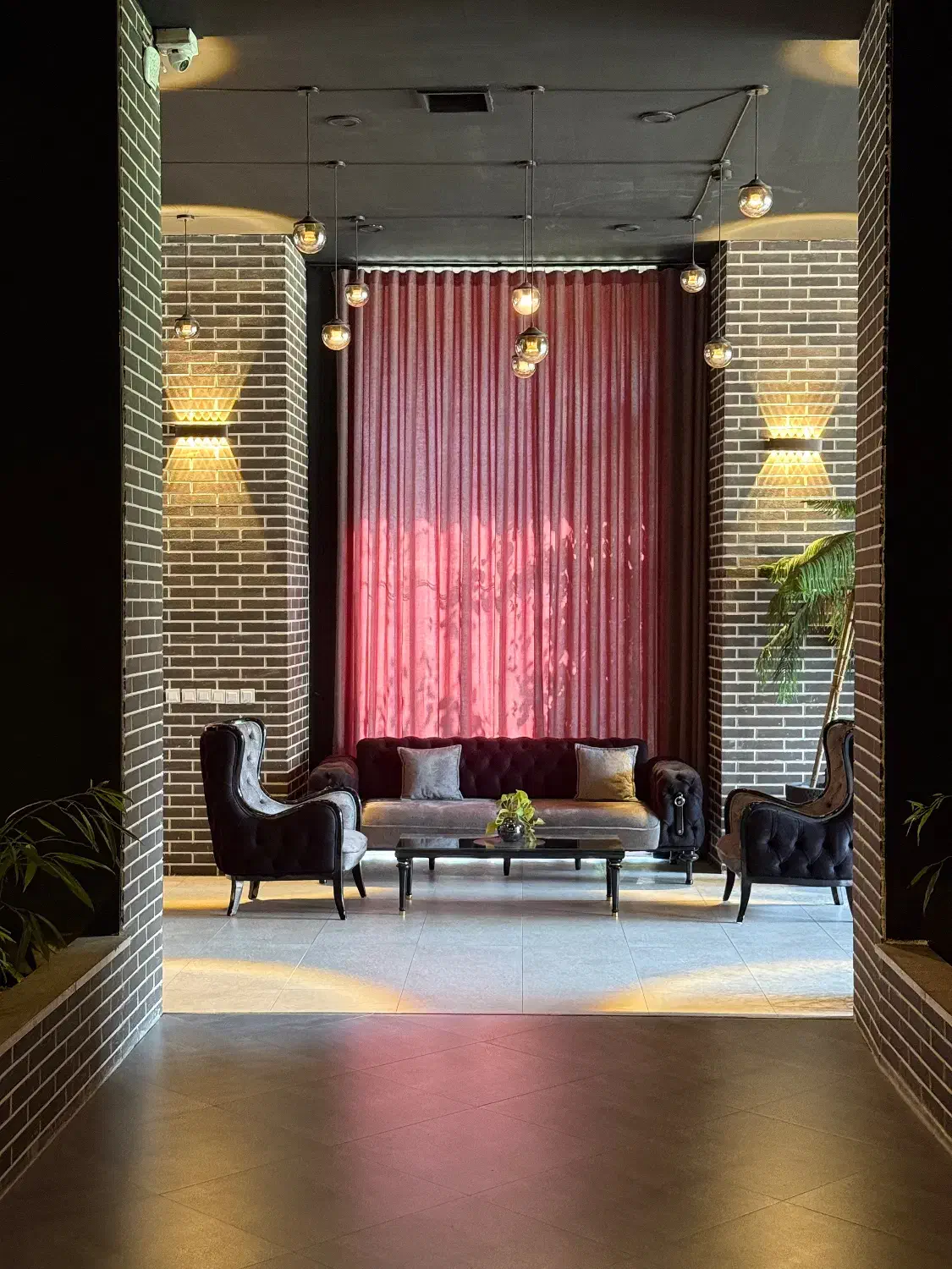 استخدام خدماتی در هتل شمال(با خوابگاه و۳وعده غذا)|استخدام سرایداری و نظافت|رامسر, |دیوار