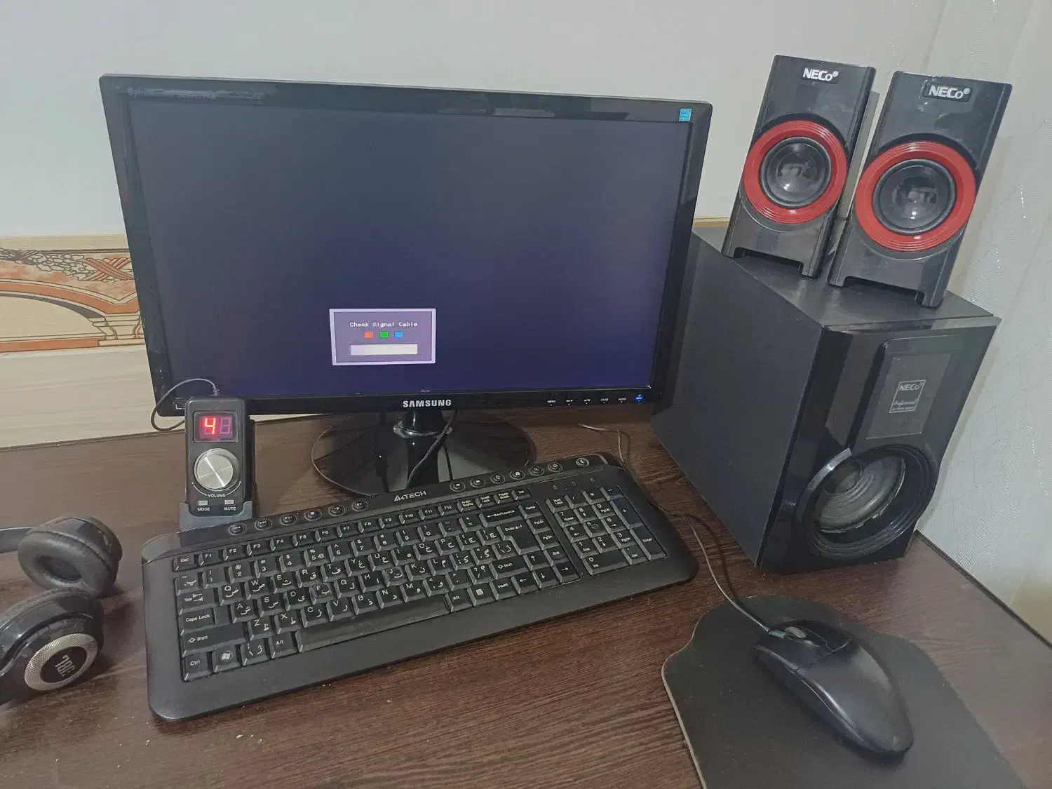 کامپیوتر کامل|رایانه رومیزی|اسفرورین, |دیوار