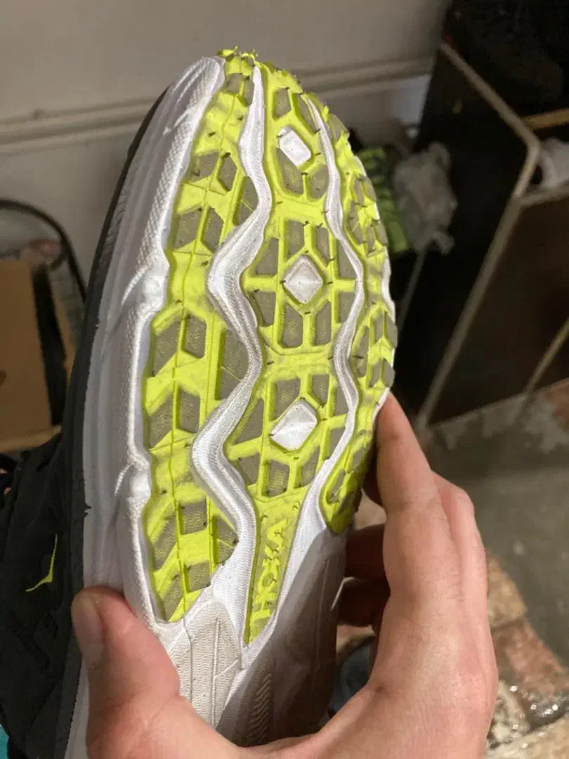 کفش هوکا سایز۴۲ نو|کیف، کفش، کمربند|خوی, |دیوار