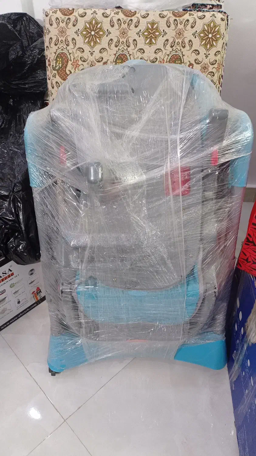 صندلی غذای کره ای|تخت و صندلی بچه|اسلامشهر, شاطره|دیوار