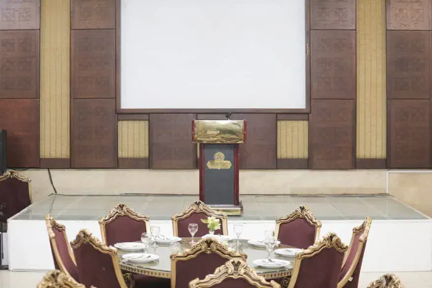 رزرو تالار شیک و مجهز در یزد برای انواع مراسم|خدمات پذیرایی، مراسم|یزد, |دیوار