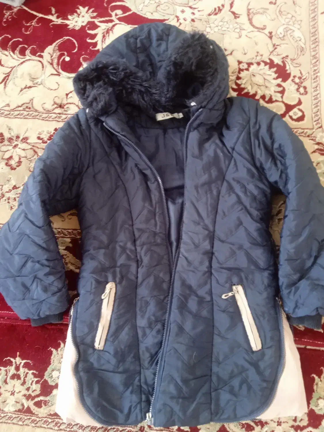 کاپشن|لباس|دورود, |دیوار