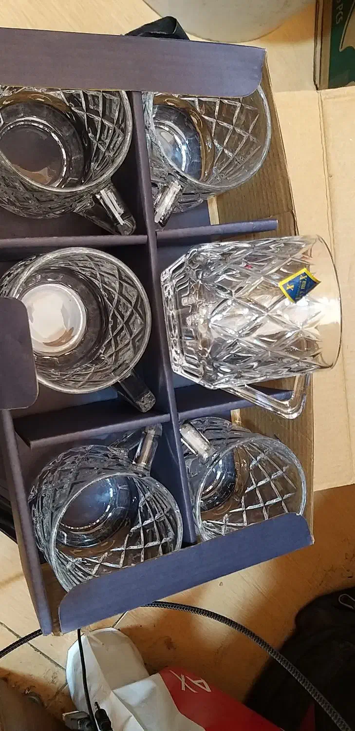 بلور خارجی انواع لیوان|ظروف سرو و پذیرایی|خرمشهر, |دیوار